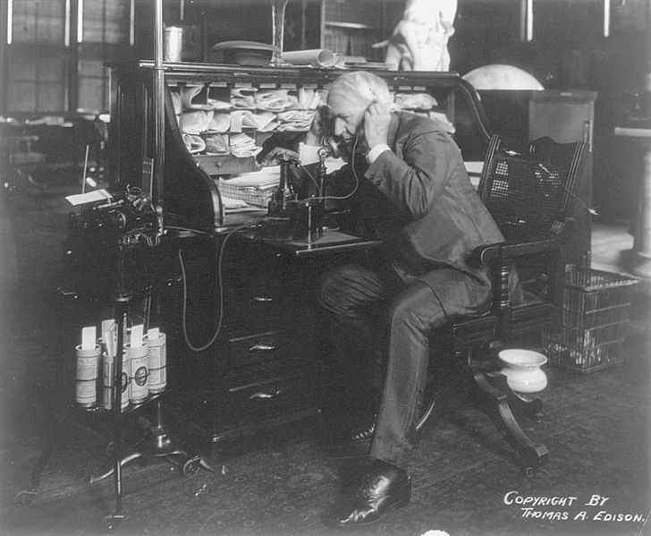 File:728px-Thomas Alva Edison using his dicatating machine.jpg