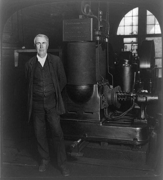 File:Thomas Edison and his original dynamo 1906.jpg