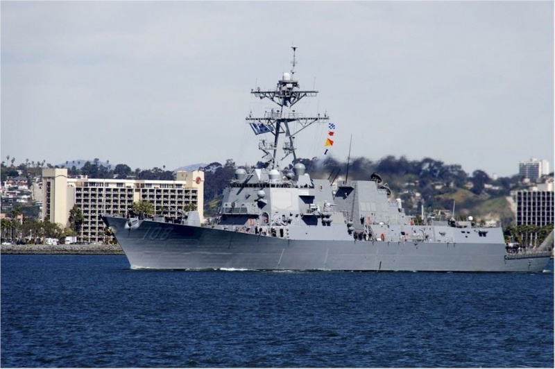File:USS Wayne Meyer .jpg